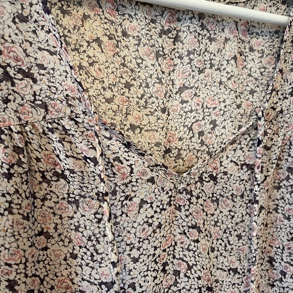 Everly Floral Tunic - Picture 4 of 12